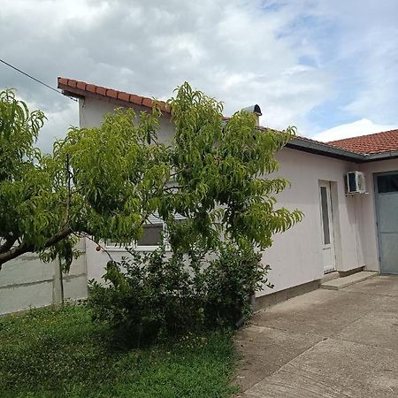 דירות נובי סאד M&V House מראה חיצוני תמונה