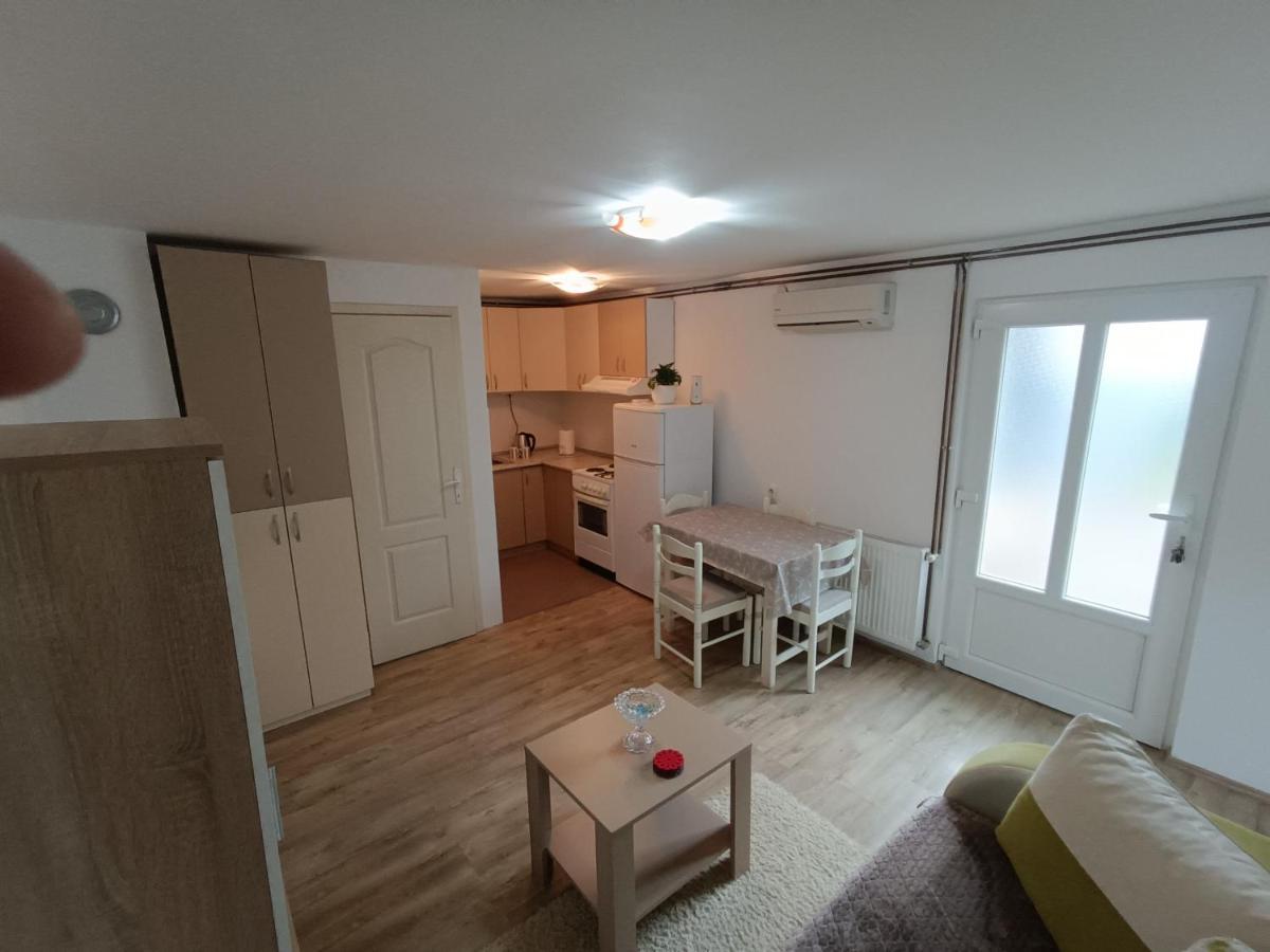 דירות נובי סאד M&V House מראה חיצוני תמונה
